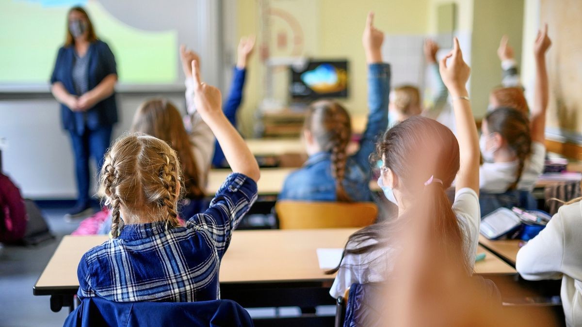 Assistenzkräfte sollen in den kommenden Monaten Lehrerinnen und Lehrer in Thüringen entlasten.