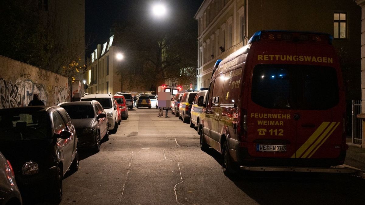 Da es zu mehreren Auseinandersetzungen zwischen der Polizei und den Jugendlichen kam, setzten die Beamten Pfefferspray ein. 