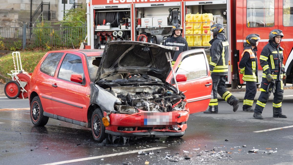 Die beiden Fahrzeuge waren an einer Kreuzung zusammengeprallt.