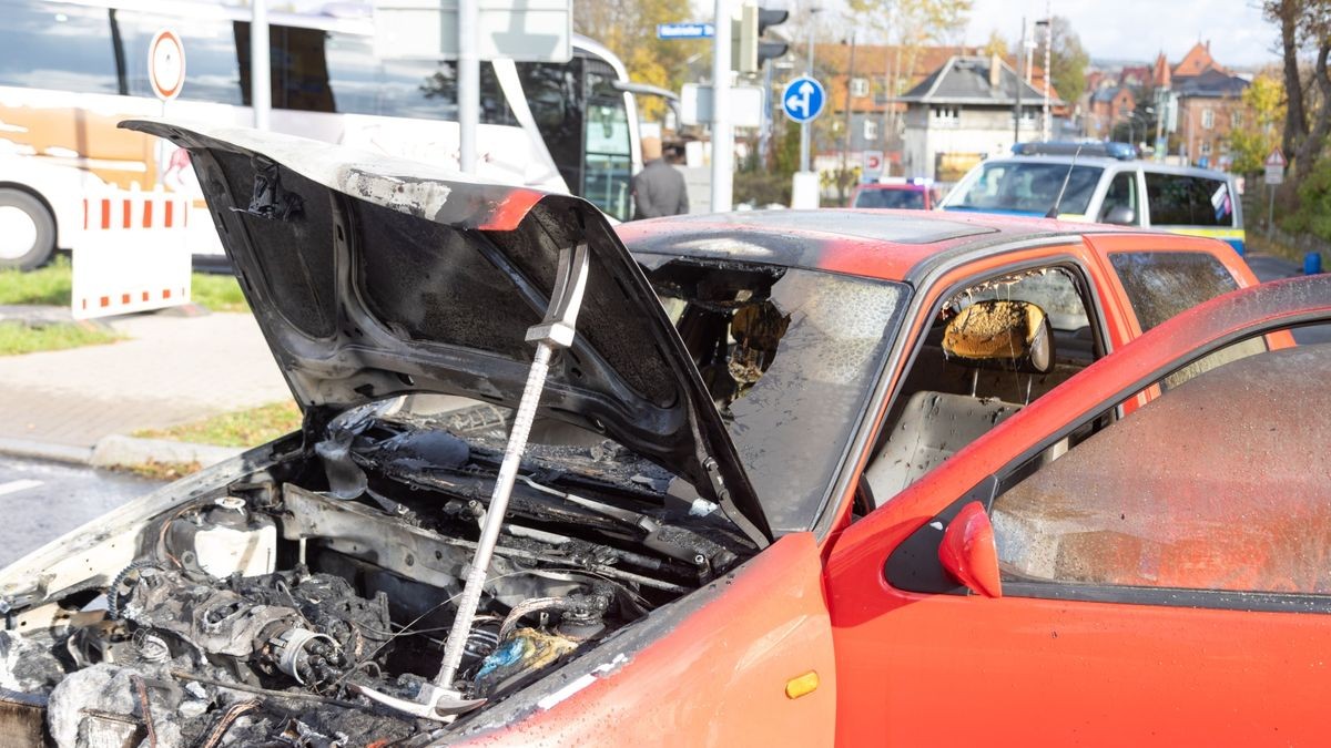 Insgesamt wurden drei Personen verletzt.