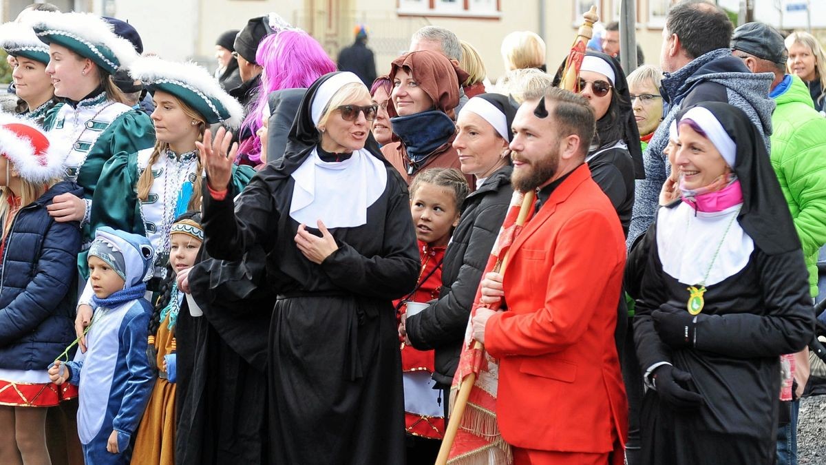 Närrisches Treiben mit fünf Vereinen wird es am Samstag am Rathaus in Berka/Werra geben.