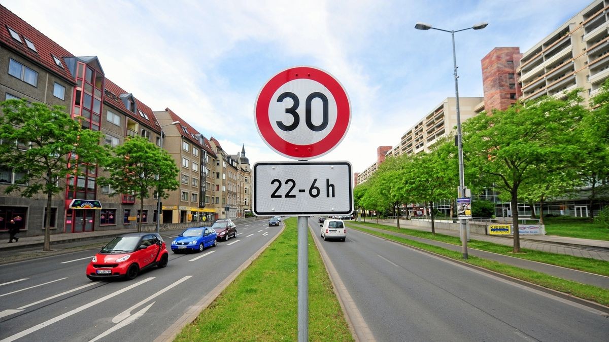 Auf dem Juri-Gagarin-Ring gilt in der Nacht ein Limit von 30 km/h. 