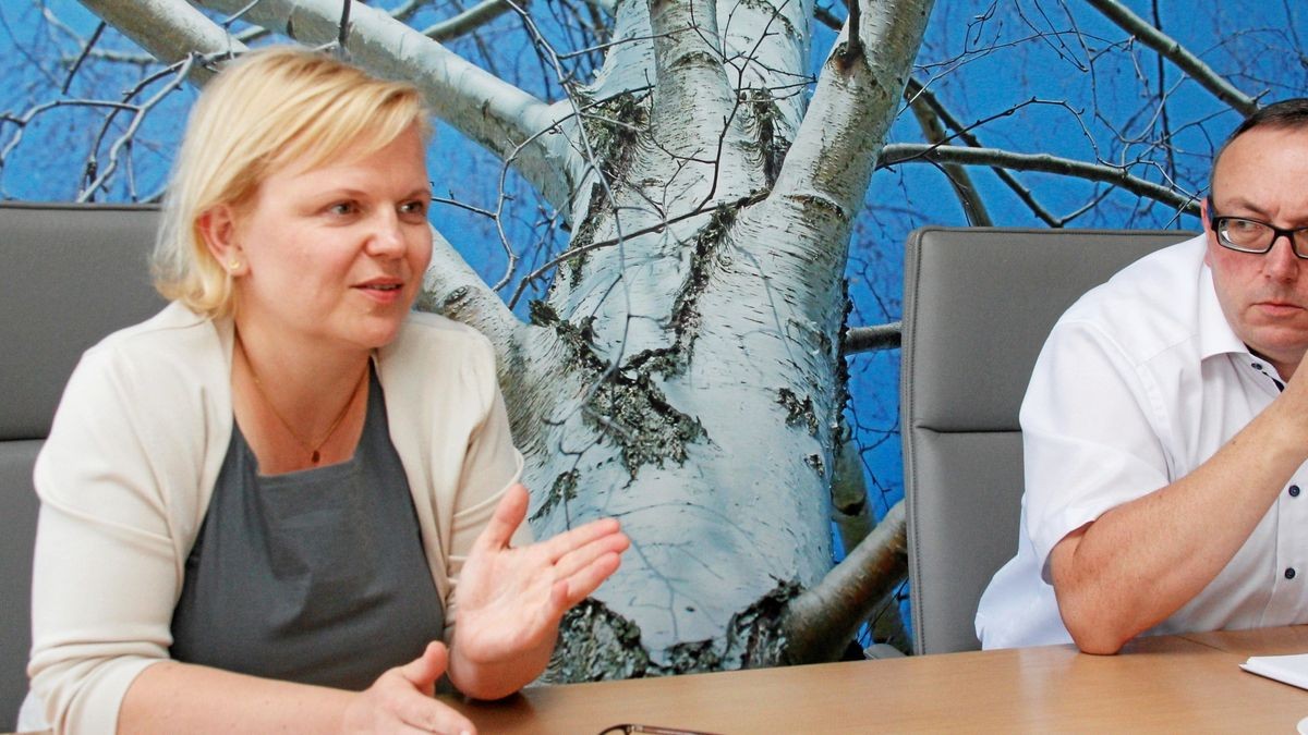 Katja Glybowskaja und Andreas Krauße bleiben weiter Geschäftsführer des vor einem Jahr wegen diverser Skandale ins Trudeln geratene Wohlfahrtsunternehmens AJS, einer Tochterfirma der Thüringer AWO. 