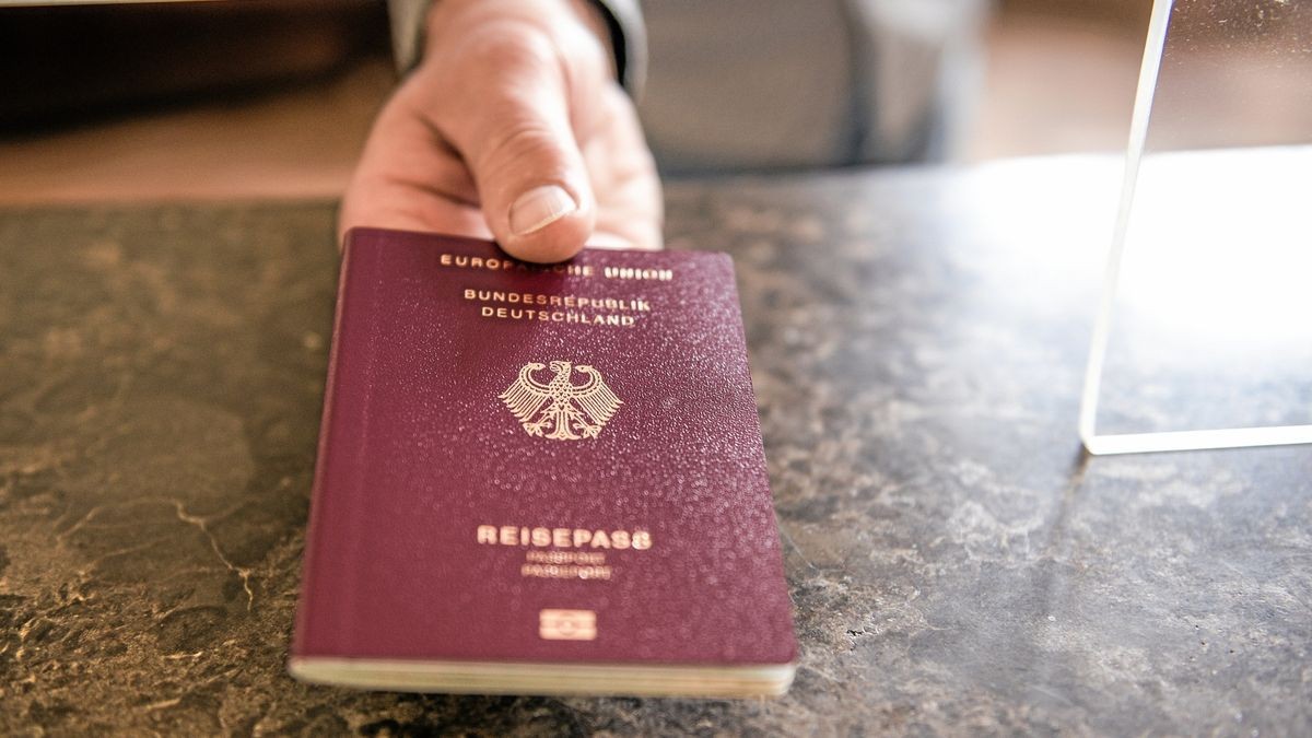 Oberhausen appelliert Rechtzeitig den Reisepass beantragen