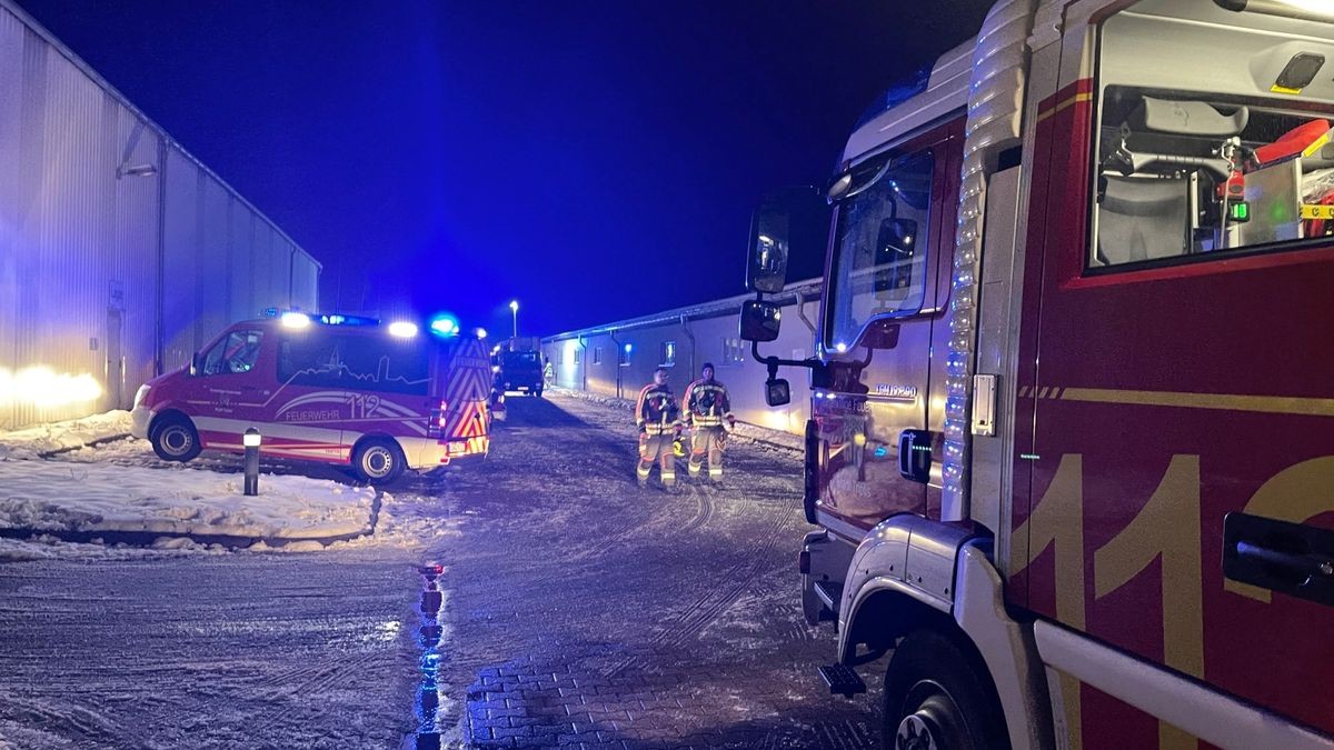 Wegen eines Gasaustritts auf der Kartbahn in Miesitz gab es am Samstag einen Großeinsatz von Rettungskräften. Sieben Personen wurden verletzt.