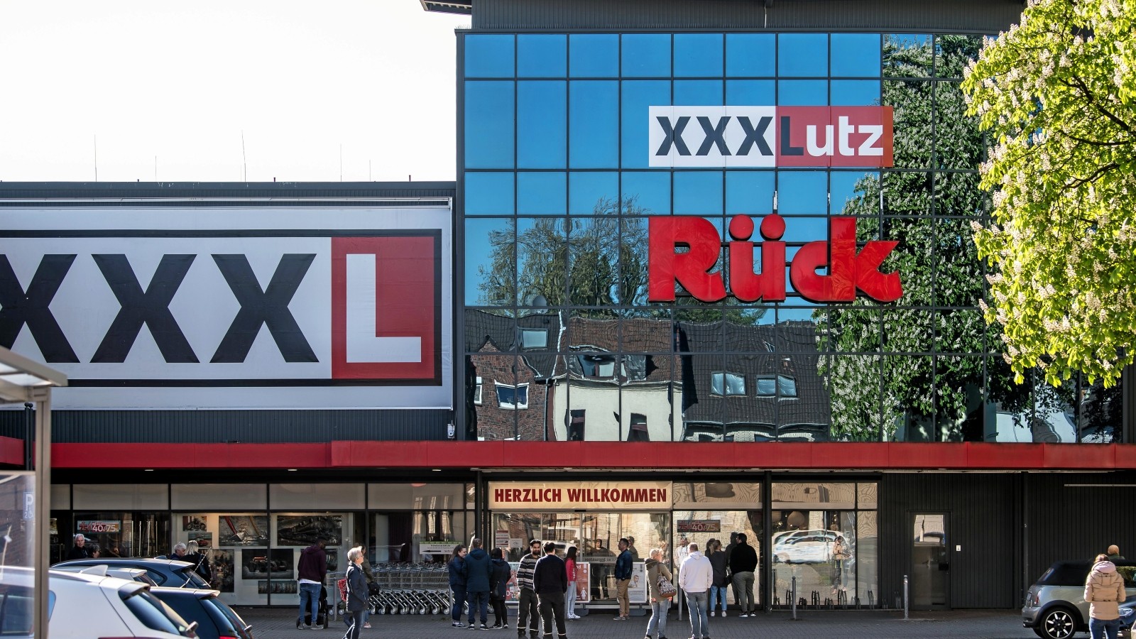 Xxxlutz Rück Oberhausen Straßburger Str 52 60 46047 Oberhausen Centro Oberhausen: XXXLutz Rück zieht neben Shoppingcenter