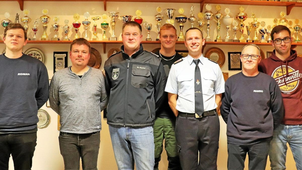 Diese Kameraden absolvieren seit 10 beziehungsweise 25 Jahren ihren Dienst in der Freiwilligen Feuerwehr Niedergebra. 