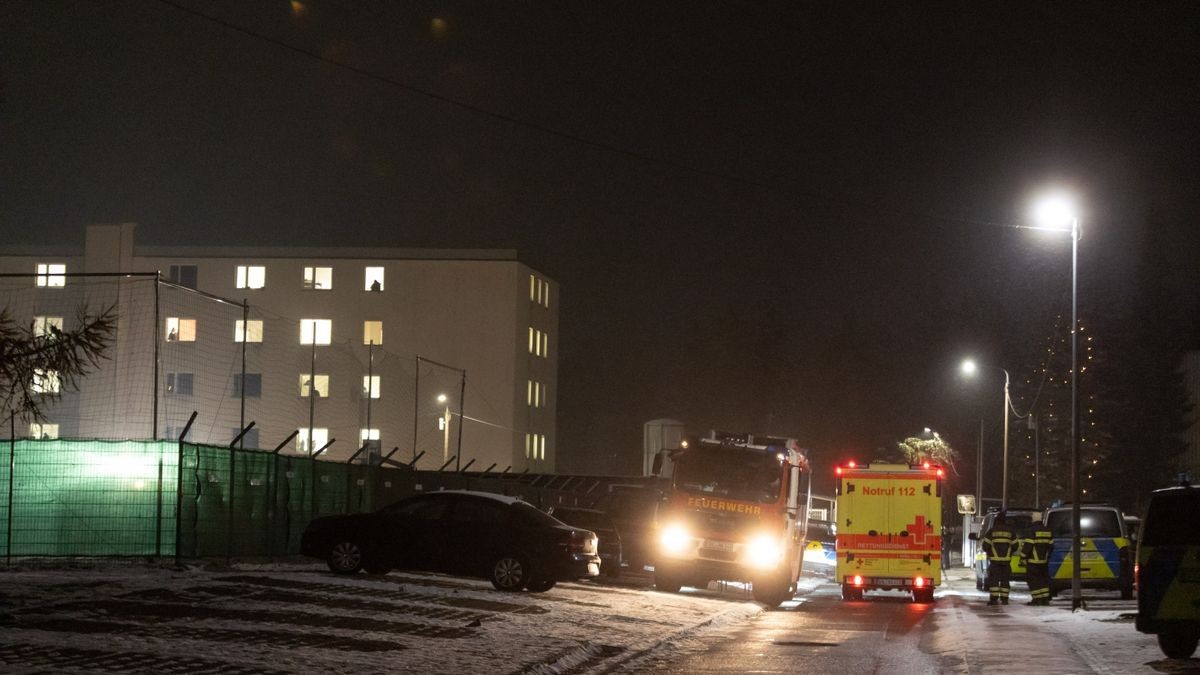 Laut Landespolizeiinspektion Suhl gerieten zwei Männer in Streit und schlugen sich gegenseitig.