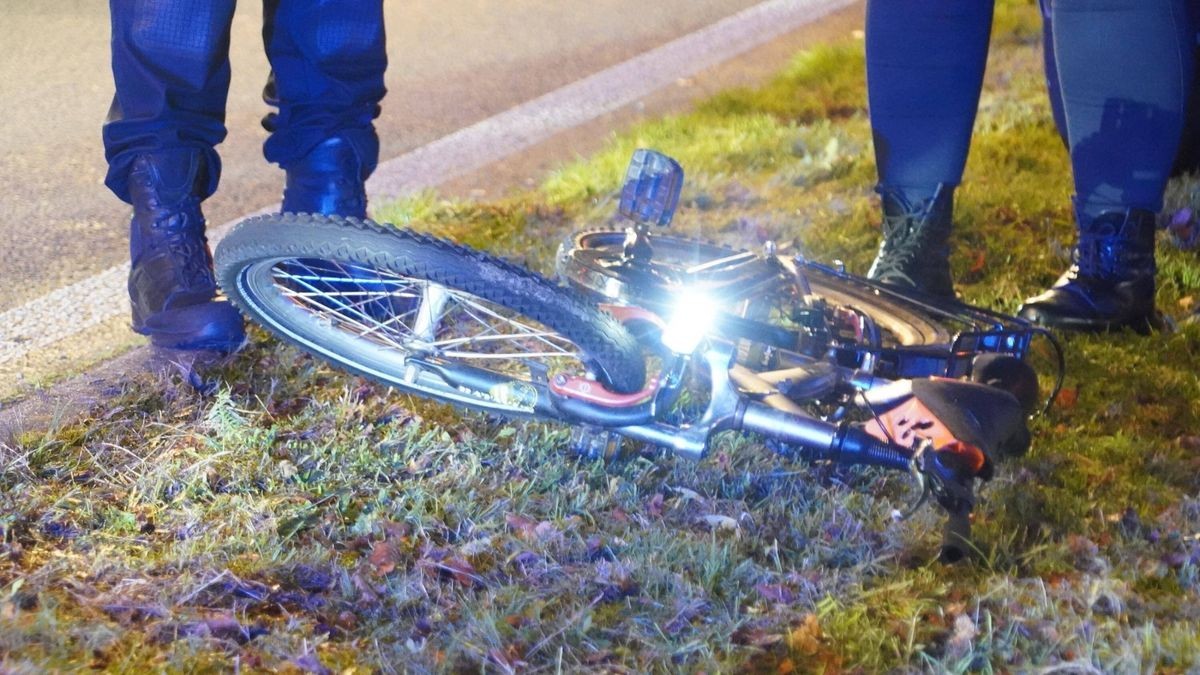 Der 62-Jährige ist laut Polizei Erfurt am Montagvormittag mit seinem Fahrrad verunglückt.