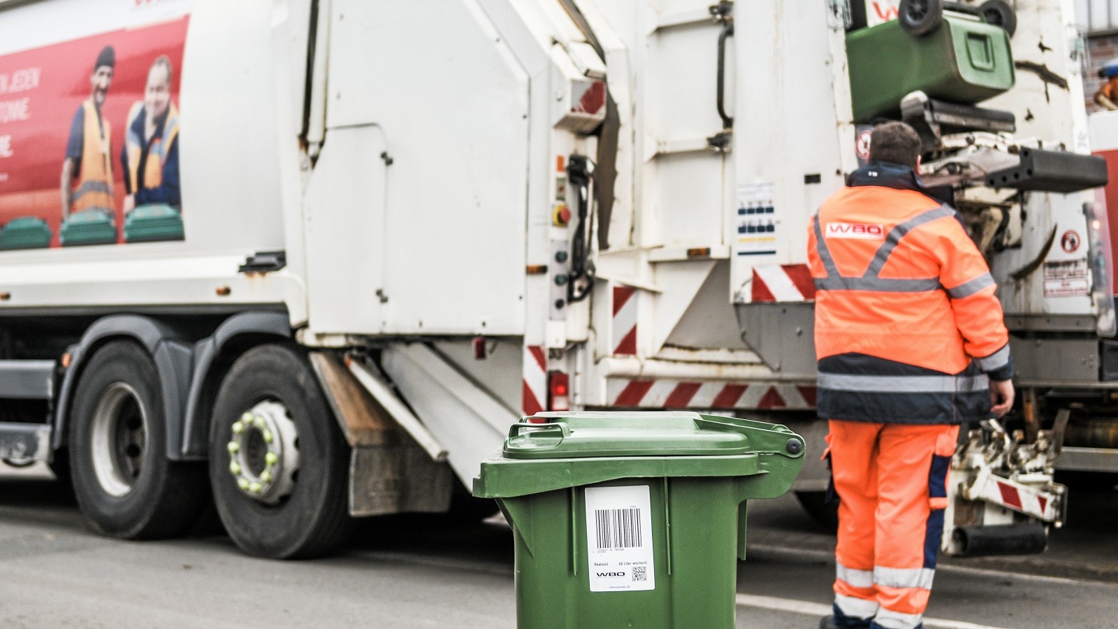 Wer seine Mülltonne nicht zurückstellt, kann bestraft werden