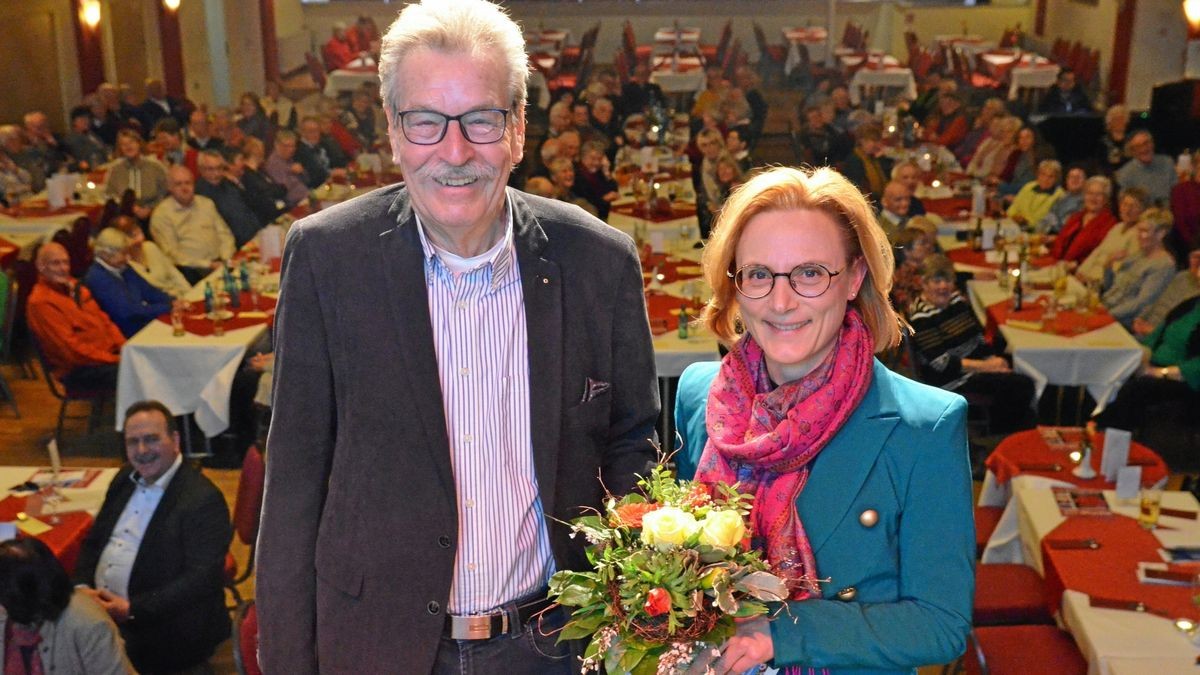 Vereinschef Dietrich Hagemann und Egaparkchefin Kathrin Weiß wollen auch in diesem Jahr gut zusammenarbeiten.