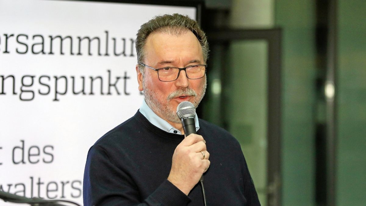 Das Landgericht Erfurt hat zwei Anträge von Rot-Weiß-Insolvenzverwalter Volker Reinhardt auf Prozesskostenhilfe abgelehnt.