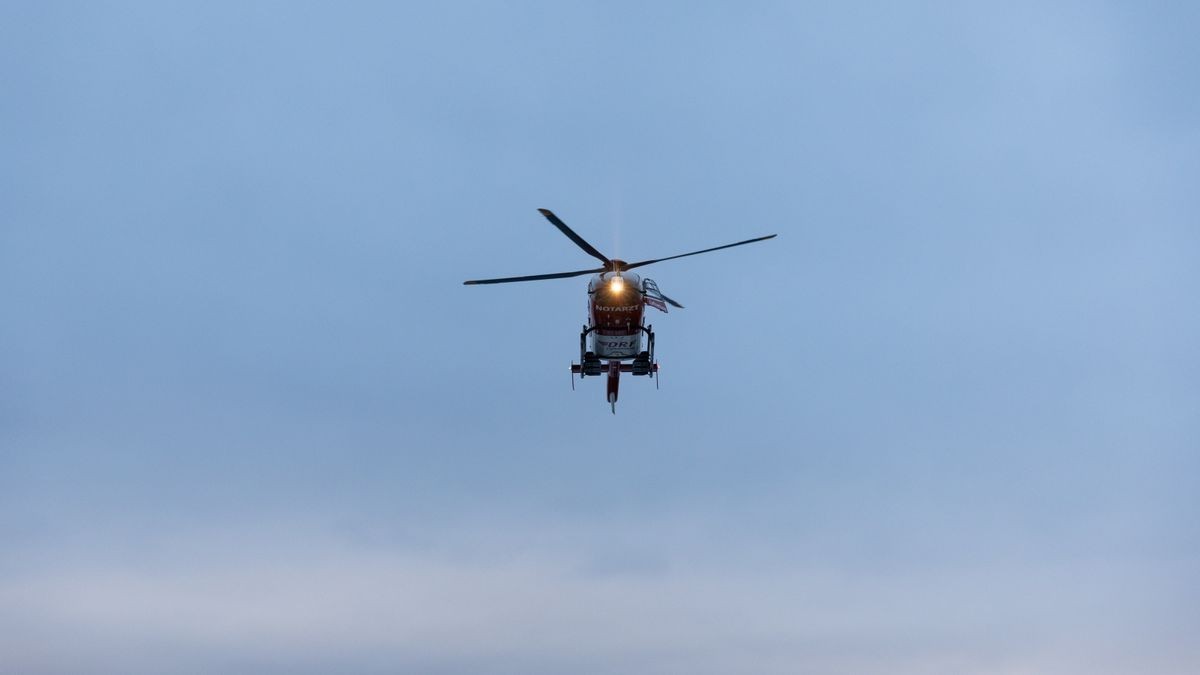 Im Laufe der Suche fanden die Einsatzkräfte die Vermissten leblos im Stausee.