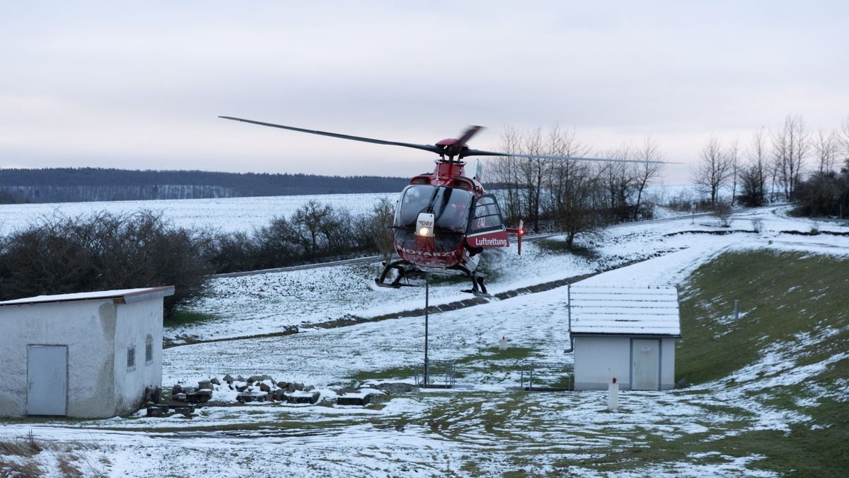 In einem Wasserspeicher im Landkreis Hildburghausen sind zwei Menschen tot aufgefunden worden.