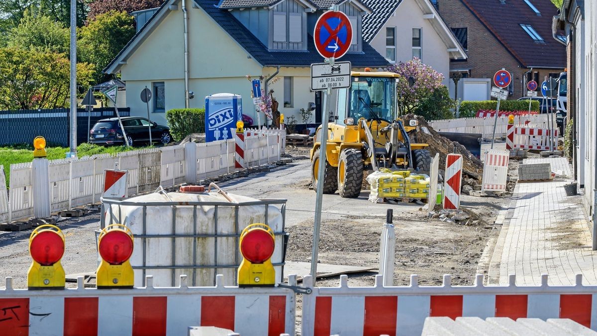 Seit Jahren wird in Thüringen über einen Härtefallfonds für Bürger gestritten, die sehr hohe Straßenausbaubeiträge nicht zahlen können.