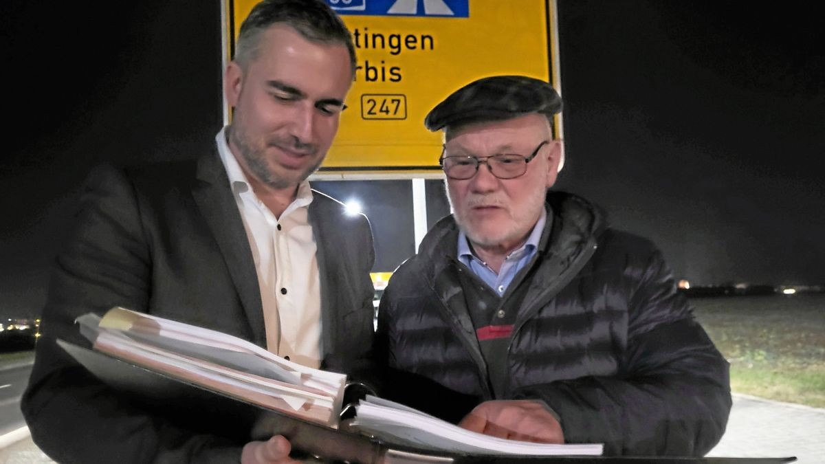 Ronald Krügel (links) und Volker Sommer sind die Initiatoren der Eichsfeldinitiative. In Breitenholz fand jetzt ein zweites Treffen statt.