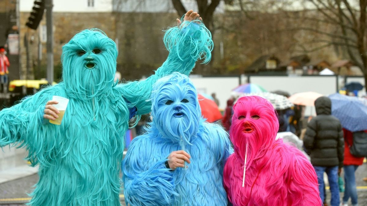 Mit einer großen Party wird am Sonntag auf dem Erfurter Domplatz Karneval gefeiert.