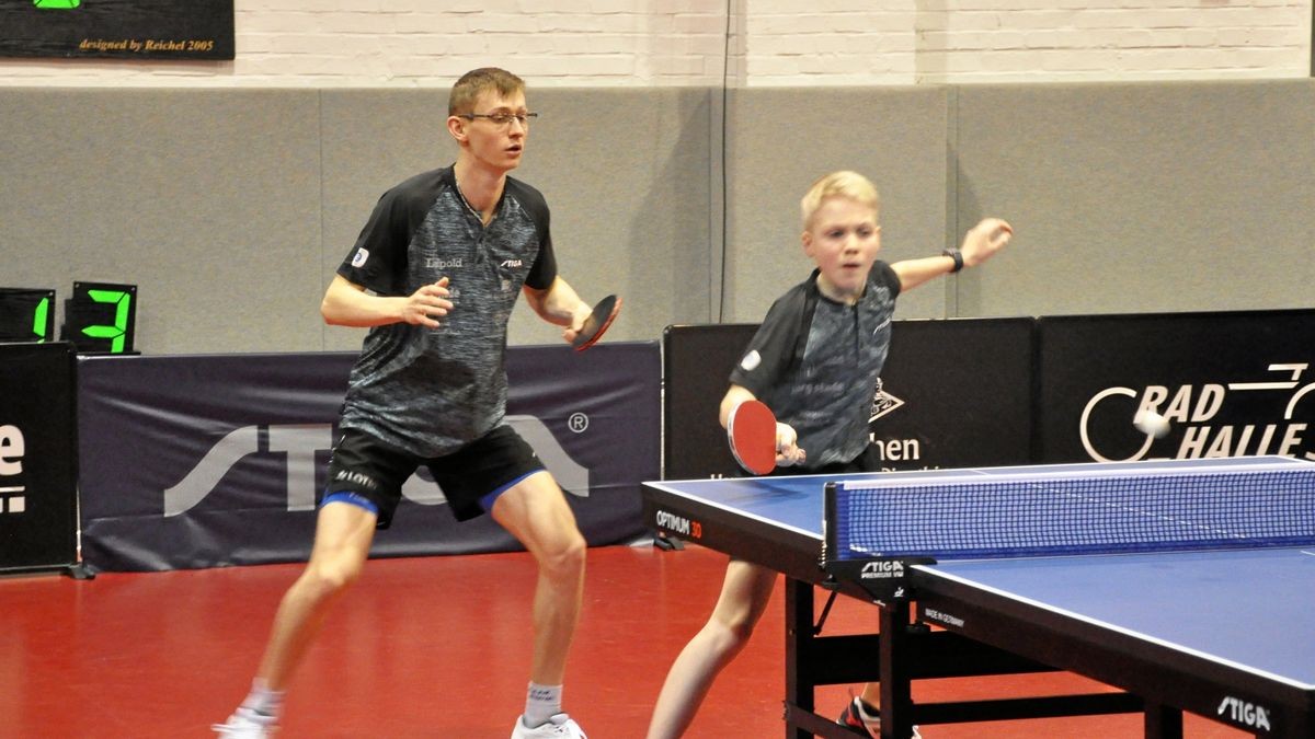 Ivon Quett (rechts) durfte in der Tischtennis Oberliga im Doppel an der Seite von Bundesliga-Profi Irvin Bertrand an den Tisch. 