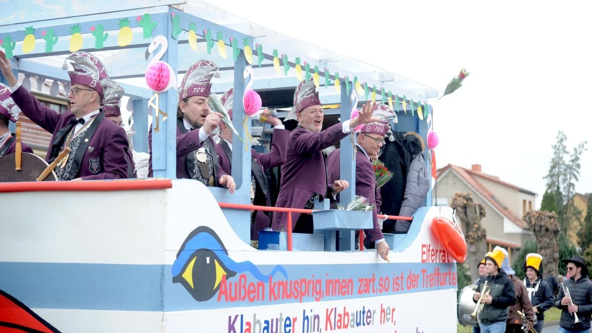 Der Treffurter Carneval Verein lockte mit seinem Umzug am Faschingssonntag hunderte Menschen an die Straßen der Werrastadt.