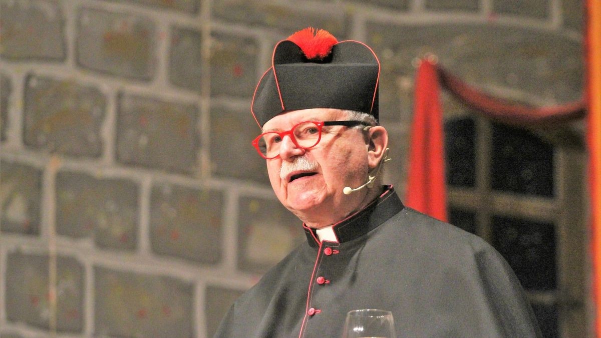 Gerd Prothmann, der Eremit vom Heißen Stein aus Oberdorla, stand erstmals in Langula in der Bütt.