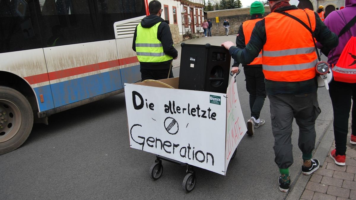 Rosenmontagsumzug in Lauchröden: Die 