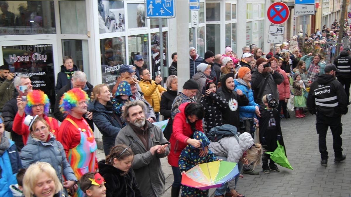 Bunt und kreativ waren viele Kostüme.