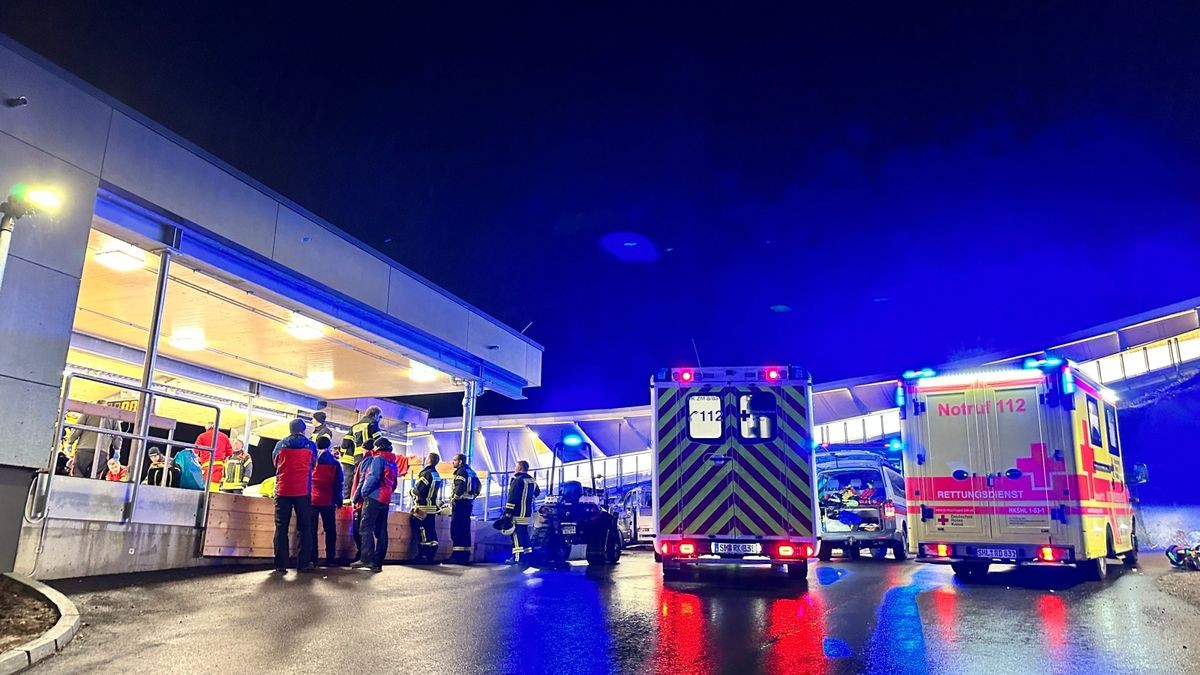 Ein schwerer Unfall ereignete sich am Donnerstagabend auf der Bob- und Rodelbahn in Oberhof (Landkreis Schmalkalden-Meiningen).