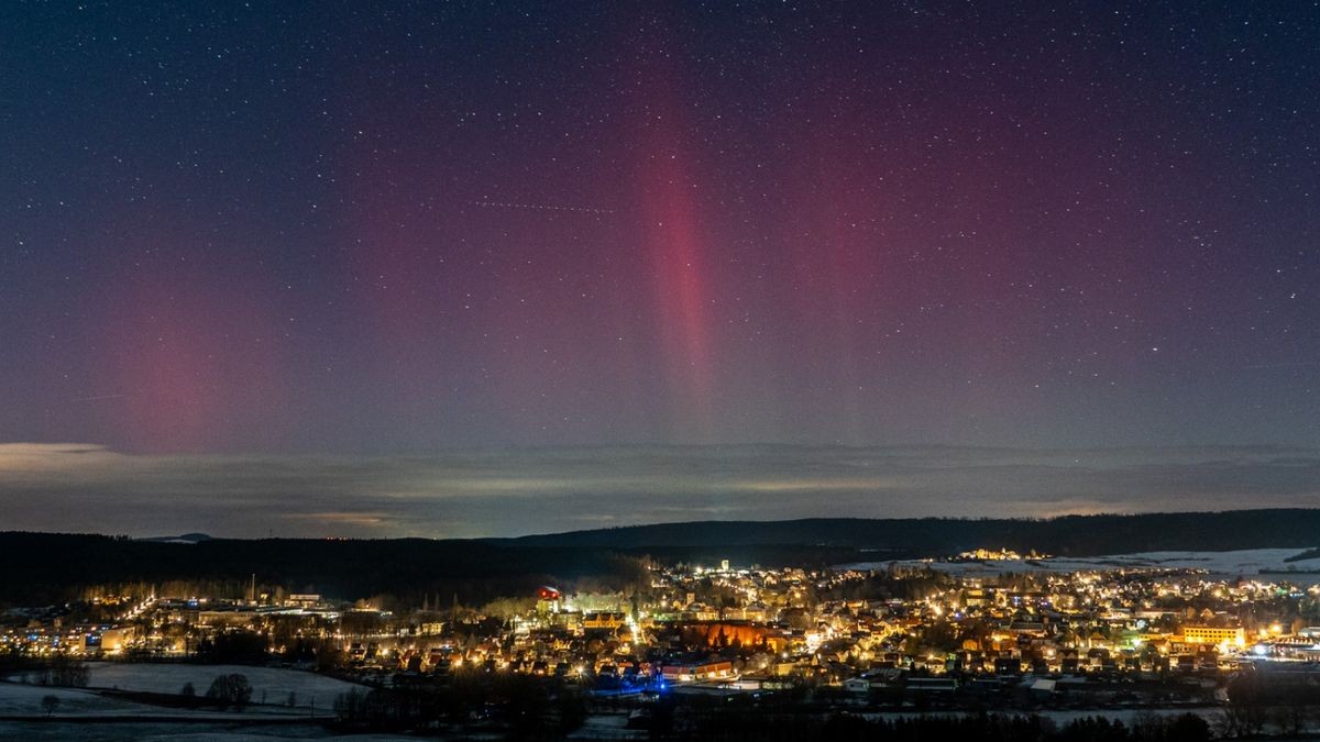 Über dem beschaulichen Blankenhain waren die Polarlichter fotografisch zu sehen.