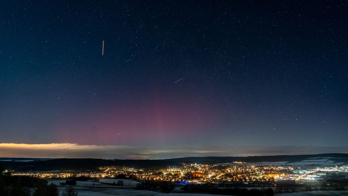 Über dem beschaulichen Blankenhain waren die Polarlichter fotografisch zu sehen.