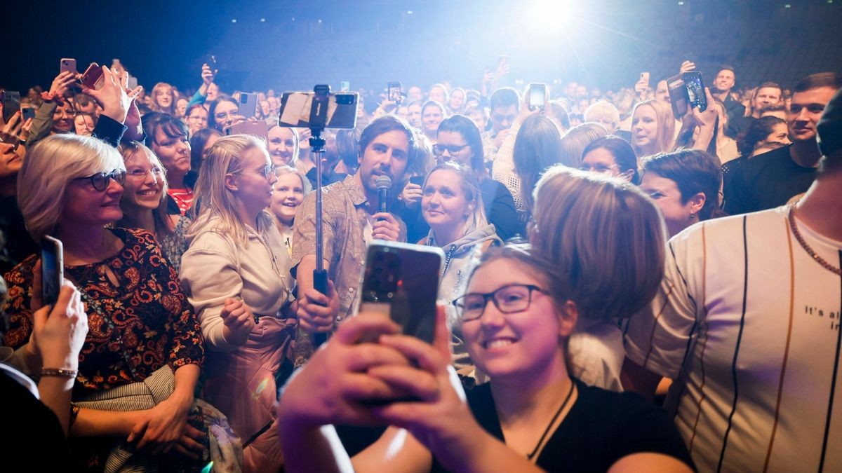 Erfurt, 17.03.2023: Max Giesinger während seinem Auftritt bei der 