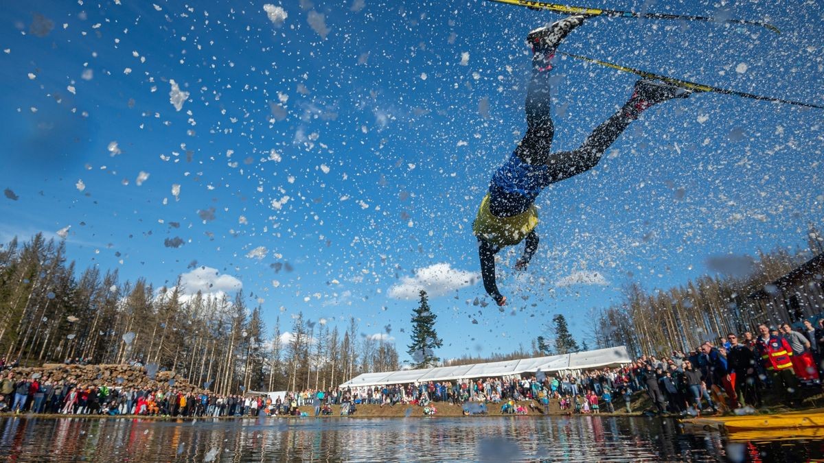 Mit diesem Gaudiwettkampf feiert die Skiarea Heubach den Saisonabschluss. 