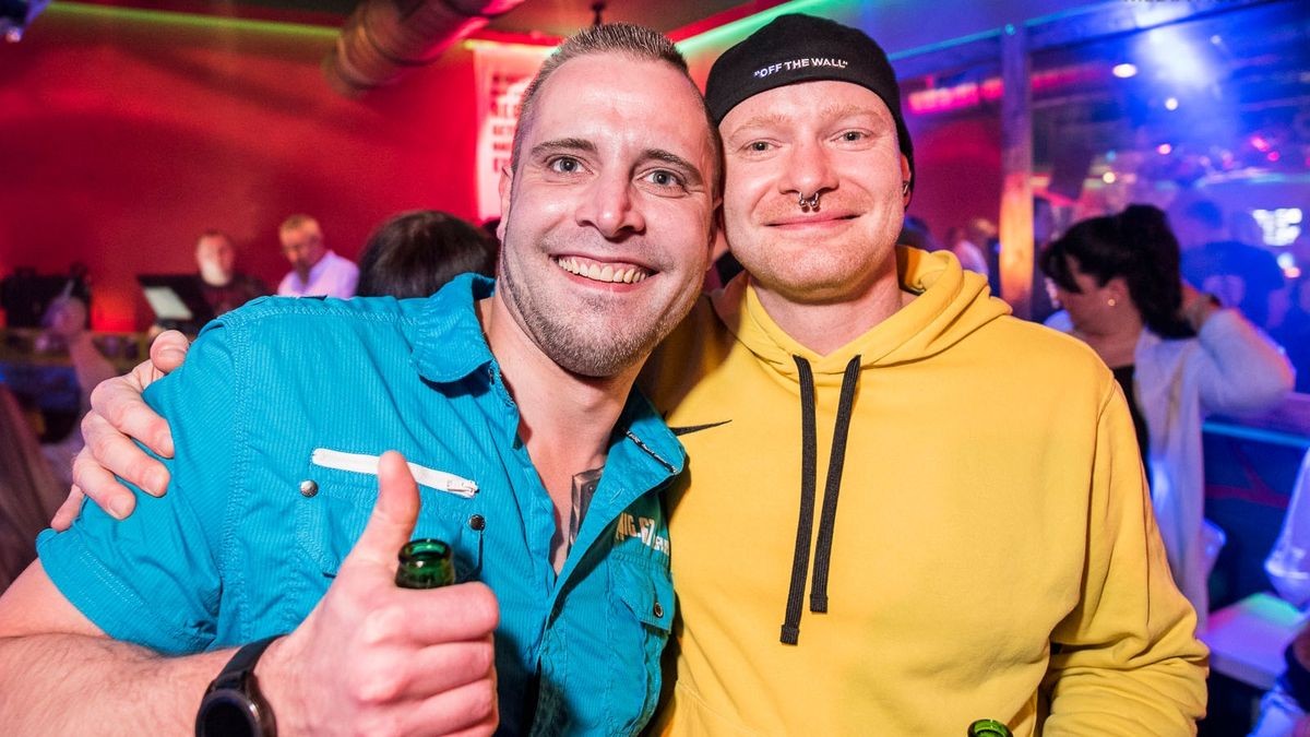 Die Gebrüder Brett legten am Freitag im Cube Club Bad Frankenhausen auf und sorgten für eine große Party.