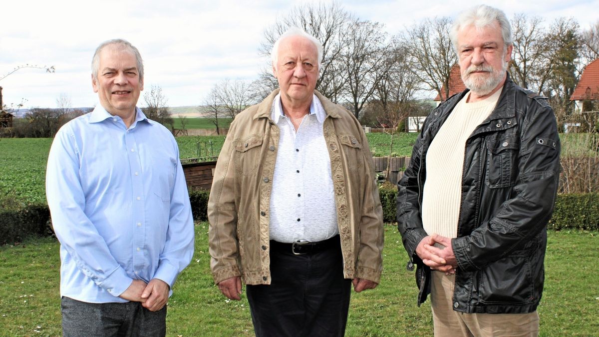 Geben nicht auf: Thomas Rogge, Helmut Kalb und Gerd Heimbürger (v.l.) gehören der Regionalgruppe Thüringen des Vereins der Direktversicherungsgeschädigten an.