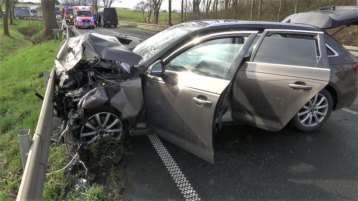 Der Audifahrer wurde schwer verletzt. 