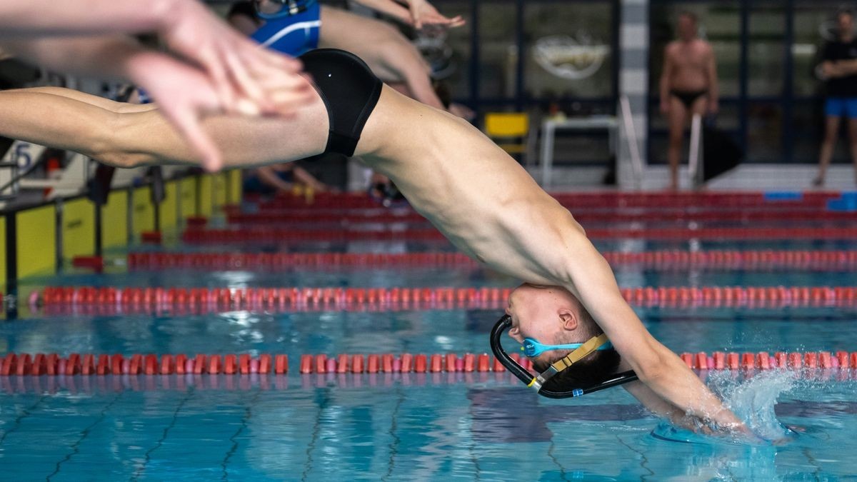 Bilder von den Meisterschaften im Flossenschwimmen.