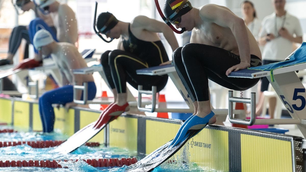 Bilder von den Meisterschaften im Flossenschwimmen.