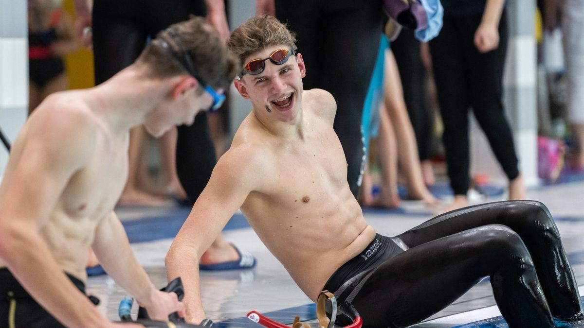 Bilder von den Meisterschaften im Flossenschwimmen.