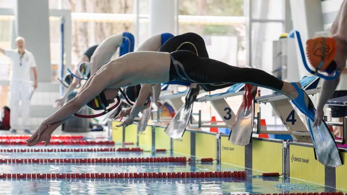 Bilder von den Meisterschaften im Flossenschwimmen.