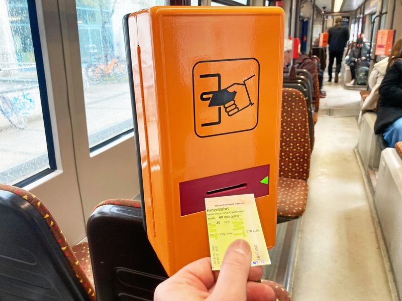 TicketVorschlag für Jena Vier Kurze für 4 Euro