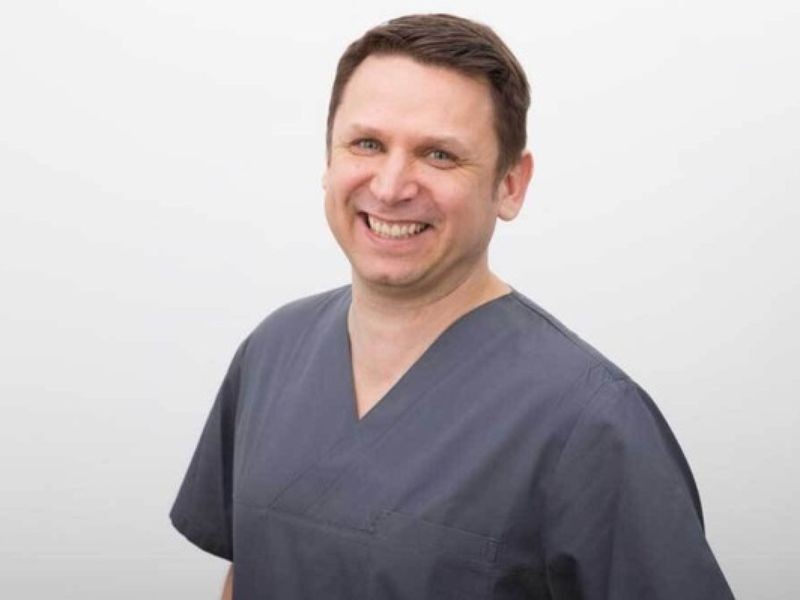 Rückenschmerzen bekämpfen Orthopäde erklärt, was jeder für seine Bandscheiben tun kann