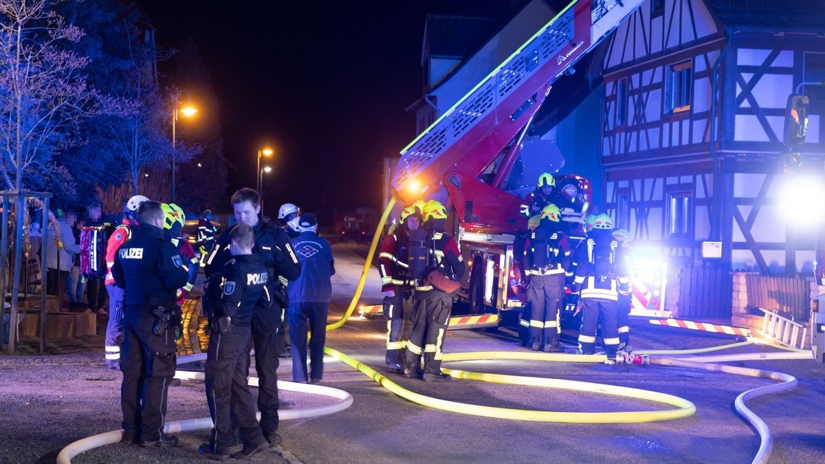 Die Kriminalpolizei ermittelt zur Brandursache.