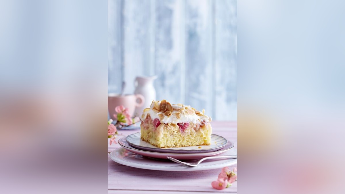 Rhabarber-Baiser-Kuchen ohne Zucker