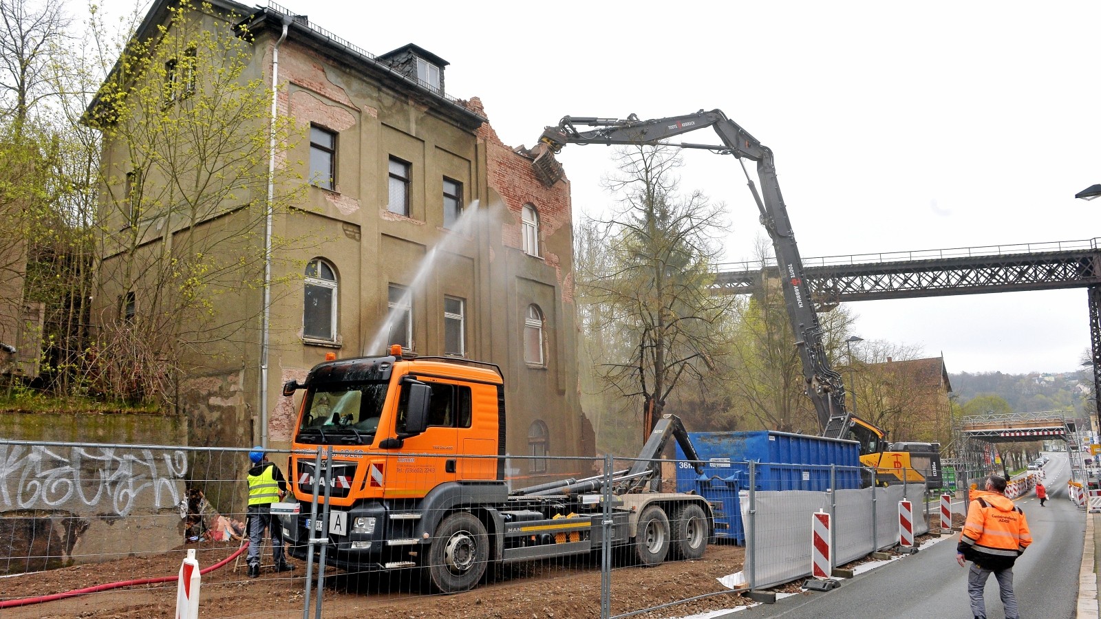 Herrenloses Haus in Weida verschwindet wem gehört das Grundstück?