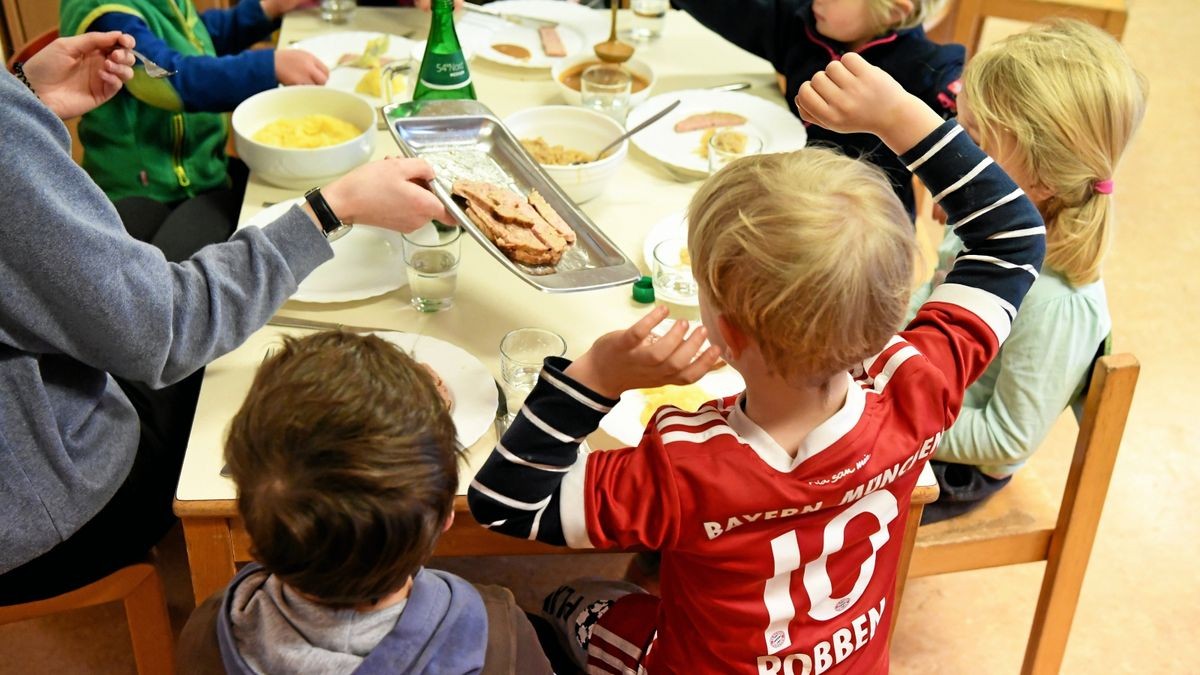 Für einen besseren Betreuungsschlüssel muss die Politik mehr Geld in die Hand nehmen. (Symbolbild)