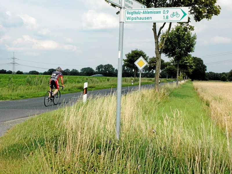 Alvesse: Radweg wird gebaut – L320 ab 2. Mai halbseitig gesperrt
