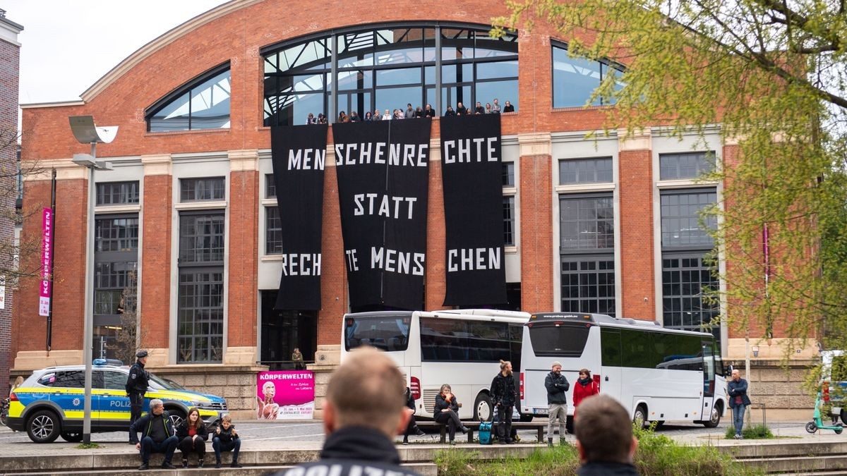 Demonstration des AfD-Landesverbandes, u.a. mit AfD Bundesfraktionschefin Alice Weidel und Bjoern Höcke (AfD-Fraktionsvorsitzender).