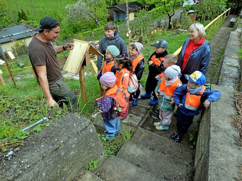 Unterwegs im neuen Insektengarten am Steinertsberg in GeraBieblach
