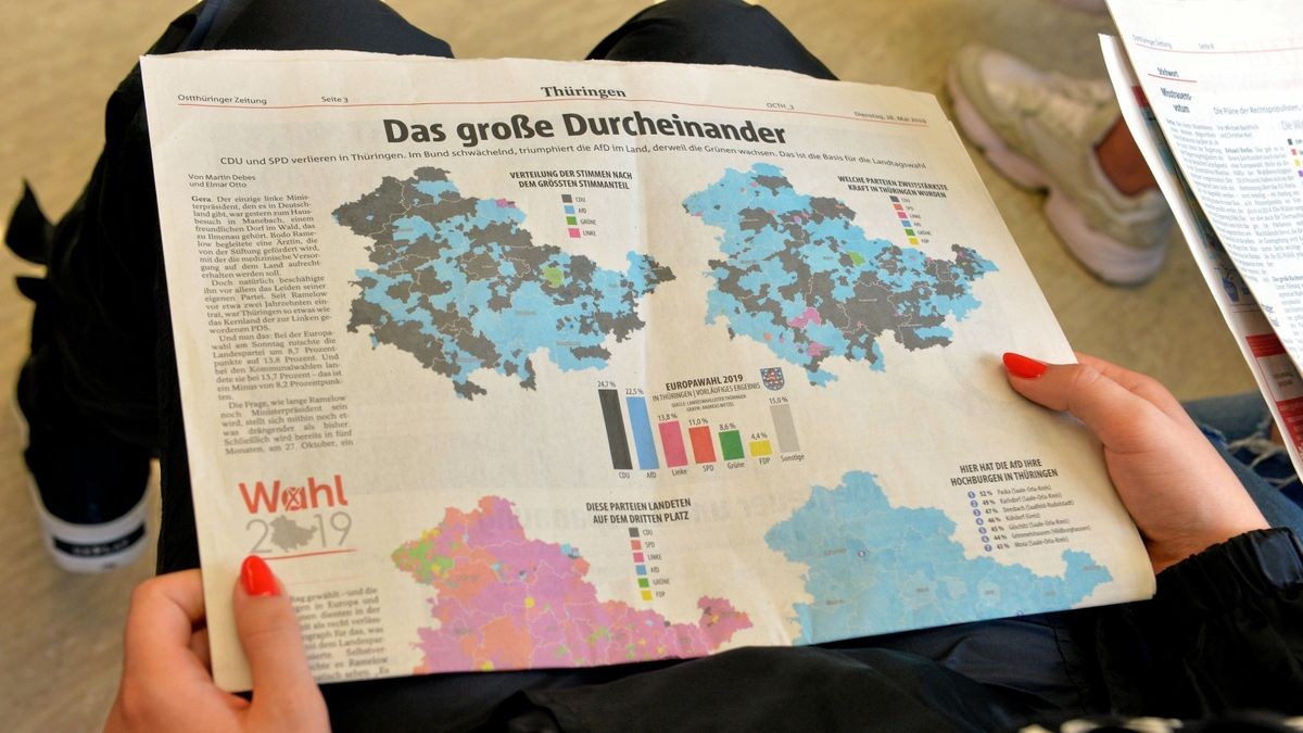 Im Fach Sozialkunde sprechen Schüler unter anderem über die Bedeutung unabhängiger Medien für die Demokratie. Jetzt aber soll das Stundenkontingent offenbar noch weiter zusammengekürzt werden.