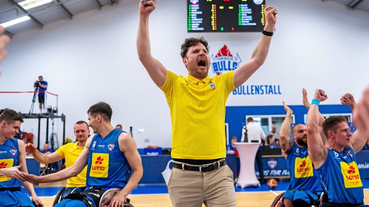 Jubel im Bullenstall: Mit dem sechsten deutschen Meistertitel für die Bulls endete das letzte Heimspiel von Michael Engel als Coach.