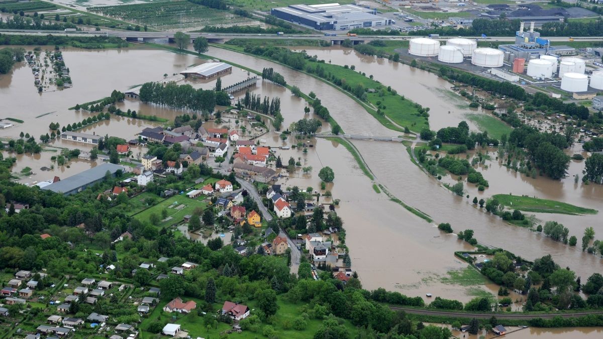 Luftbild vom Hochwasser Weiße Elster in Gera-Nord.